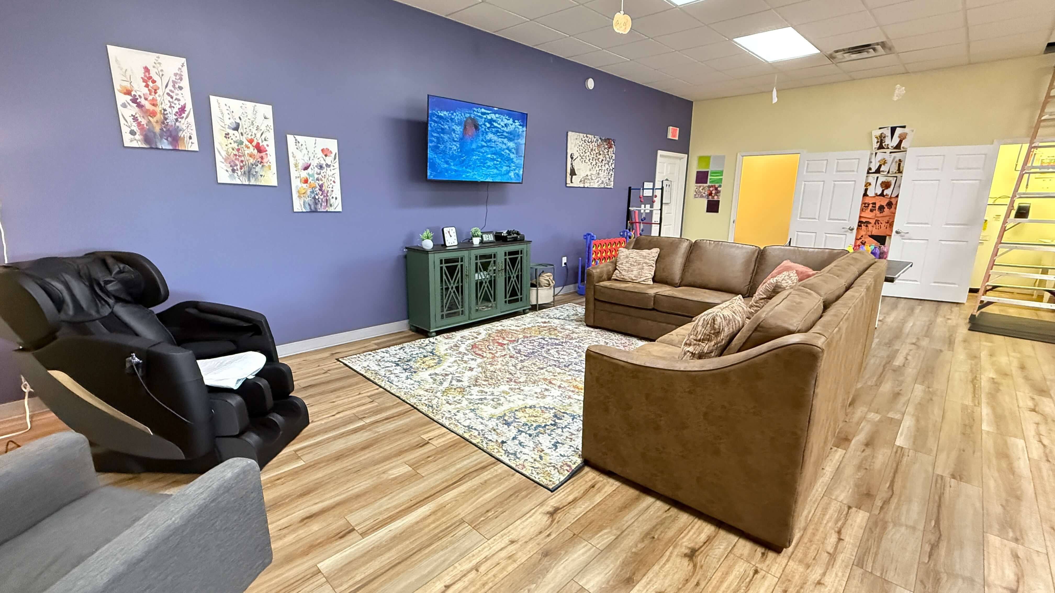 Side angle of the lounge area in the Galax Star Center